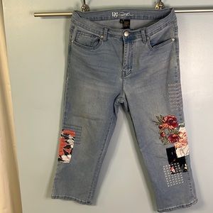 DG2 Diane Gilman capri embroidered jeans with patchwork & stitching. Worn once.